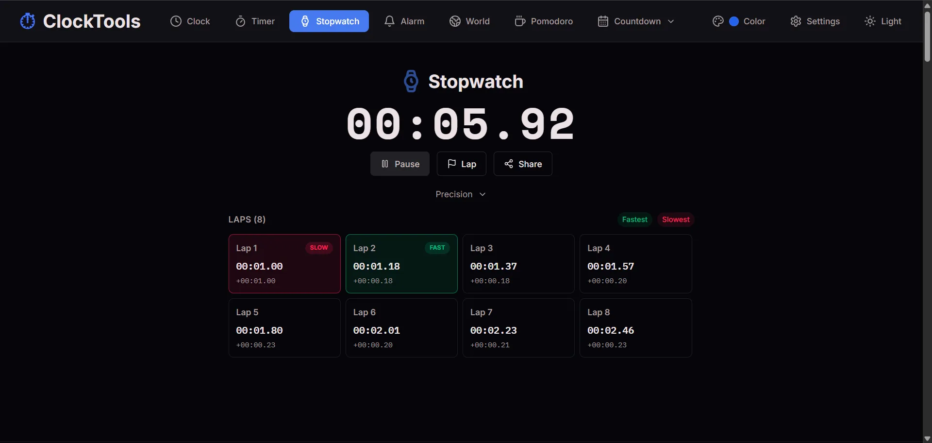 ClockTools интерфейс секундомера, показывающий совокупное общее количество кругов и разделенную продолжительность с префиксом «плюс».